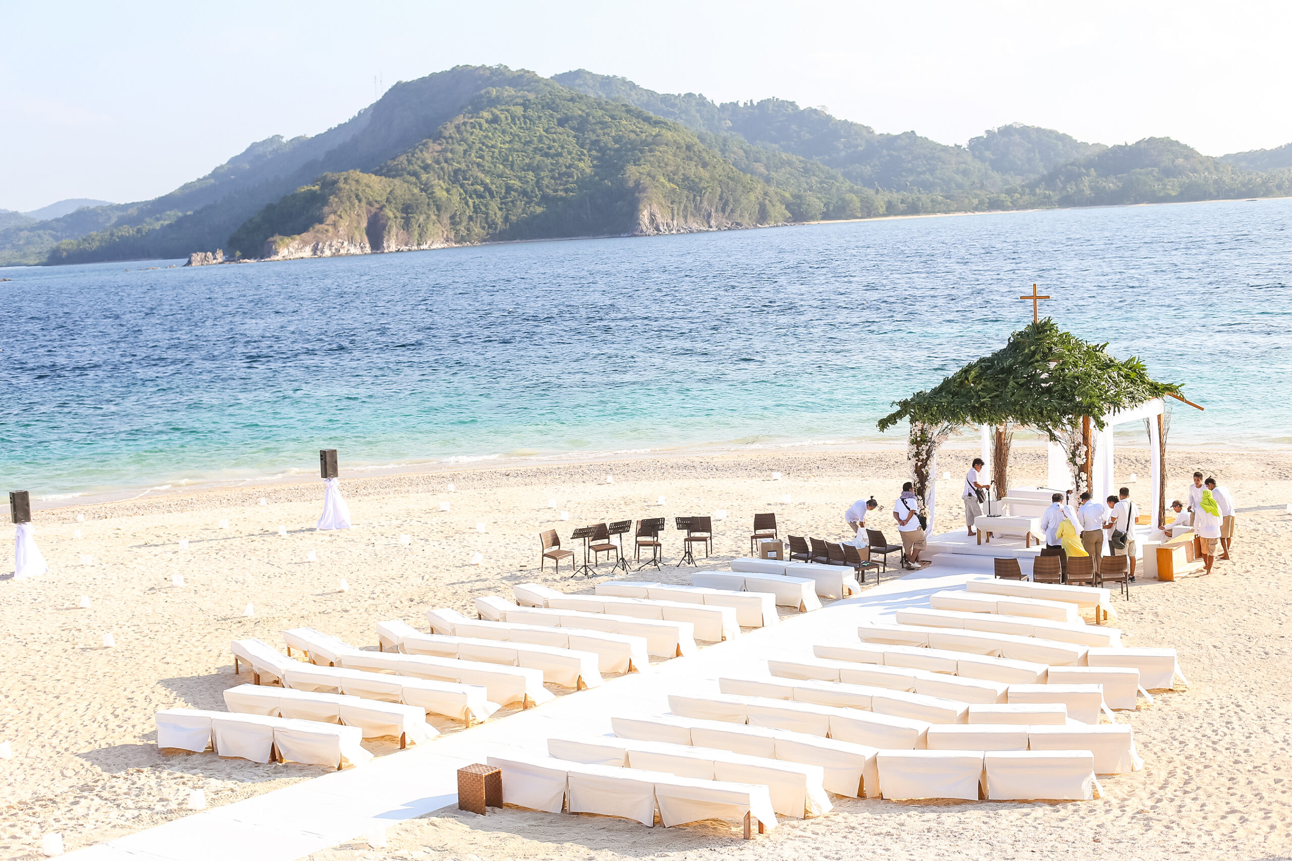 Weddings by the Beach at El Nido Resorts